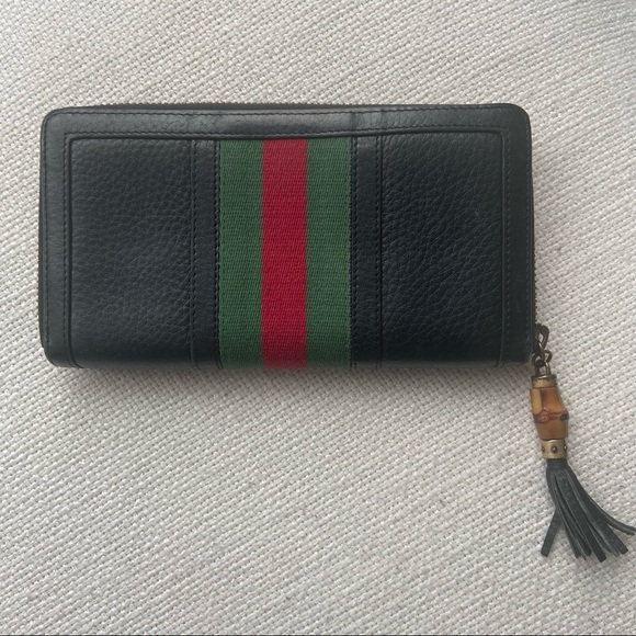 Gucci Leather Zip Around Wallet - Picture 2 of 8